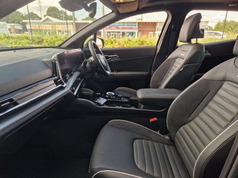 2025 Kia Sportage 1.6 h T-GDi GT-Line S SUV 5dr Petrol Hybrid Auto Euro 6 (s/s) (207 bhp) ESTATE ...