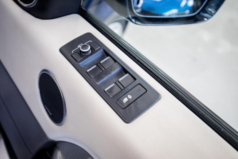 2017 Land Rover Range Rover Sport 5.0 V8 S/C Autobiography Dynamic 5dr Auto ESTATE PETROL Automatic