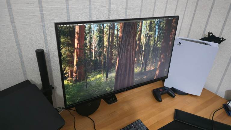 image for Dell U2715H 1440p 2k 60hz gaming monitor