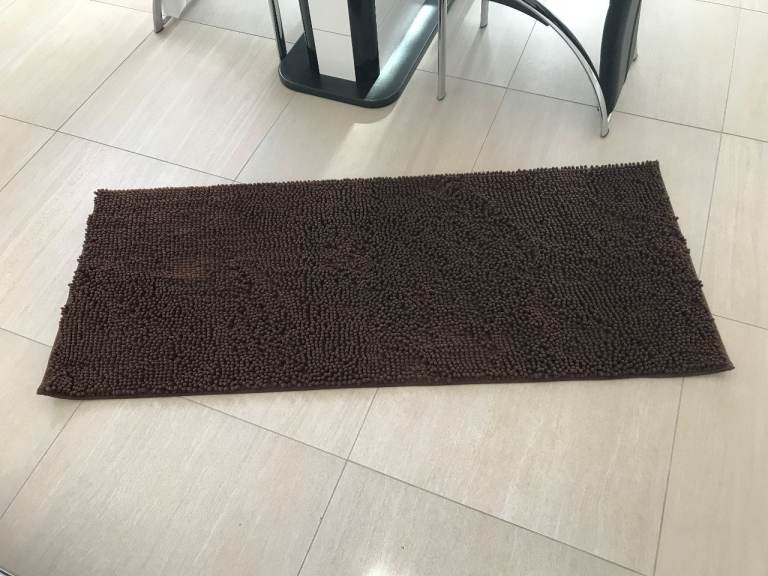 MUDDY MAT BROWN RUG