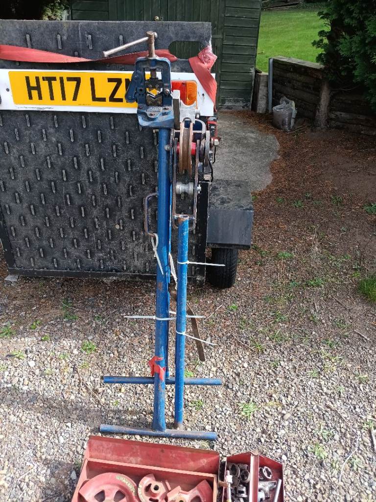 Record Conduit bending Machine