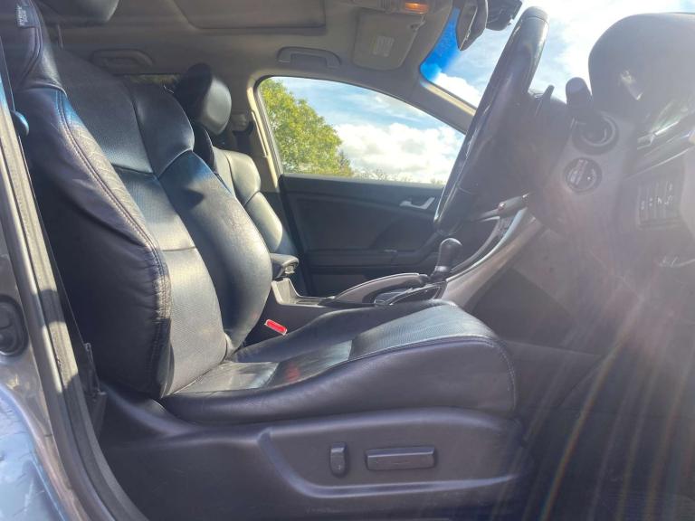 2009 Honda Accord 2.2 Accord EX i-DTec Auto 5dr Estate Diesel Automatic