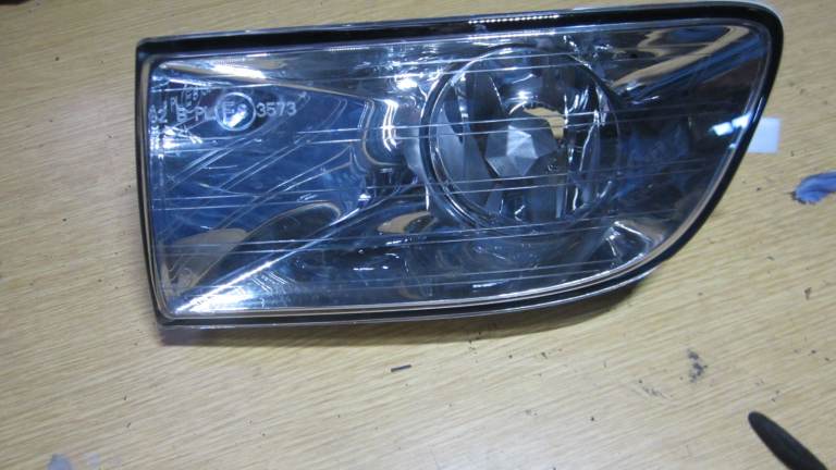 Skoda Octavia mk 2  lefthand foglight