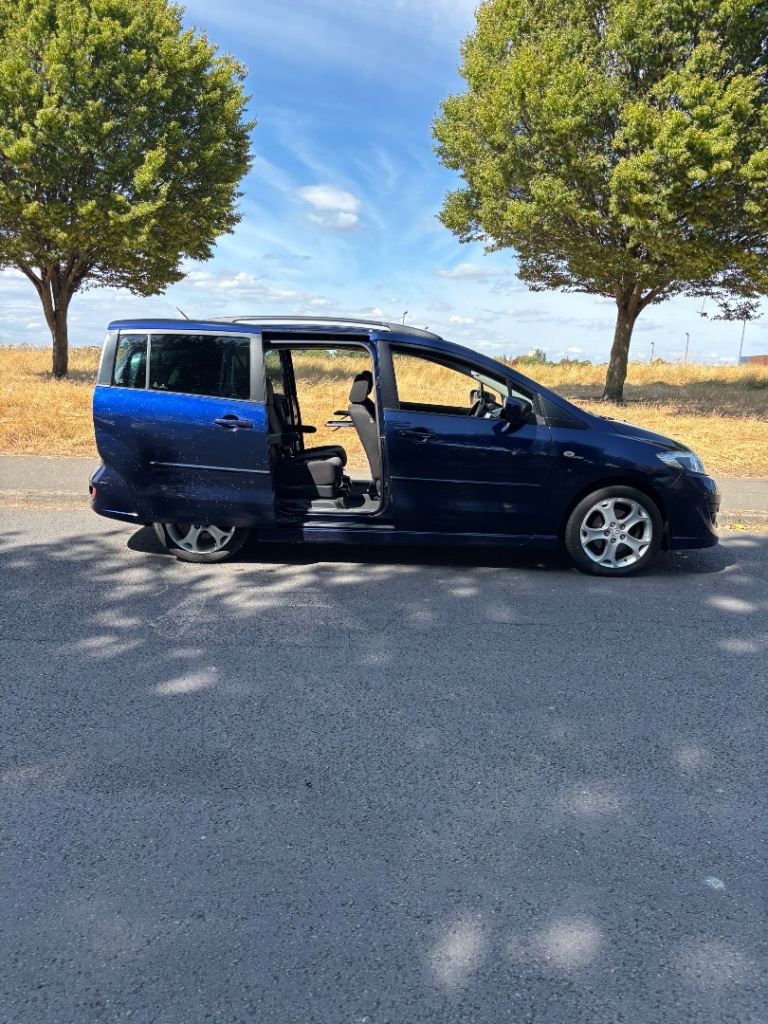 Mazda 5 mpv 2litre petrol 16v 6 speed 2 keys sliding doors cruise control 2 owners from new 