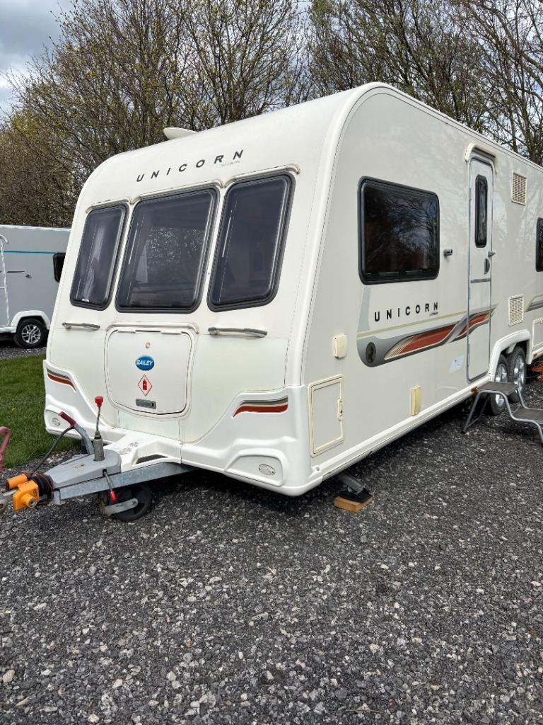 Bailey unicorn Barcelona 2011