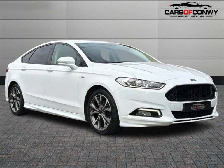 2017 Ford Mondeo 2.0 TDCi ST-Line Hatchback 5dr Diesel Manual Euro 6 (s/s) (180 ps) Hatchback Die...