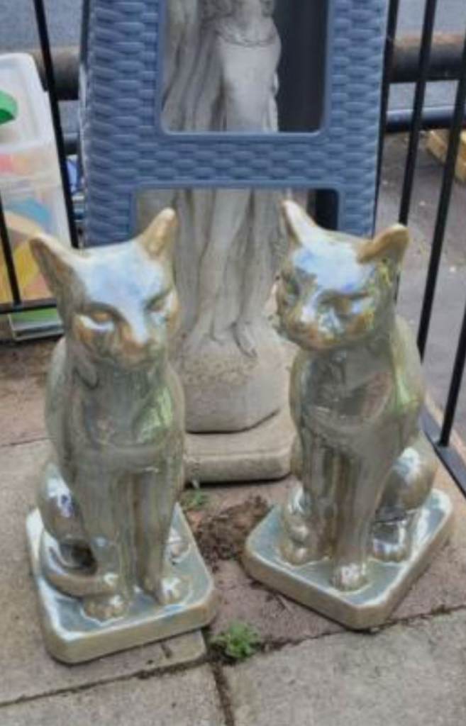 2 UNIQUE BEAUTIFUL CAT STATUE GARDEN ORNAMENT TERASA PATIO BALCONY ENTRANCE PORCH CERAMIC DECORATION