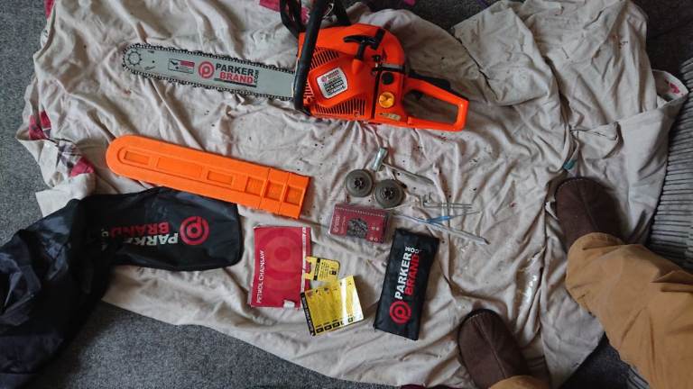 Parker brand petrol chainsaw and accessories 