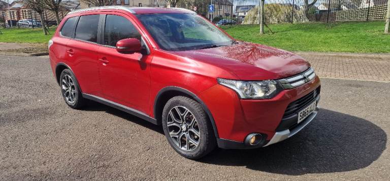 MITSIBISHI OUTLANDER 2.2 DI-D GX3 7 SEATER 4X4 2016 FULL MOT