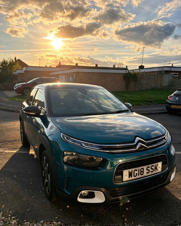 Citroen, C4 CACTUS, Hatchback, 2018, Semi-Auto, 1199 (cc), 5 doors
