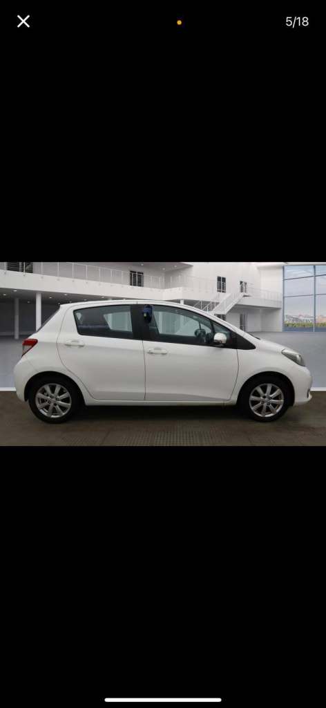 Toyota, YARIS, Hatchback, 2012, Manual, 1329 (cc), 5 doors
