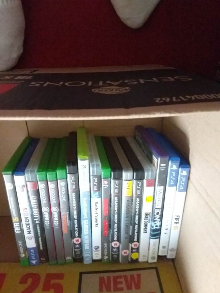 VARIOUS GAMES ( 16 ) FOR SALE.
