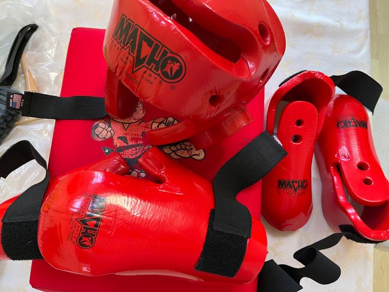Sparring equipment and practice kick/ punch pad 