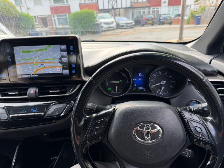 Toyota, C-HR, Hatchback, 2018, Other, 1798 (cc), 5 doors