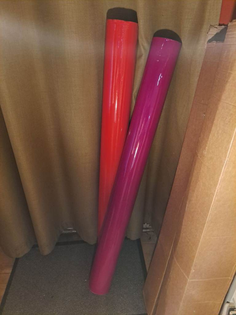 Coloured vinyl window coverings