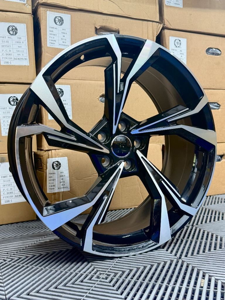 New 19” 560 Style Alloy Wheels - Suit Golf - Leon - A3 - Jetta - Caddy 