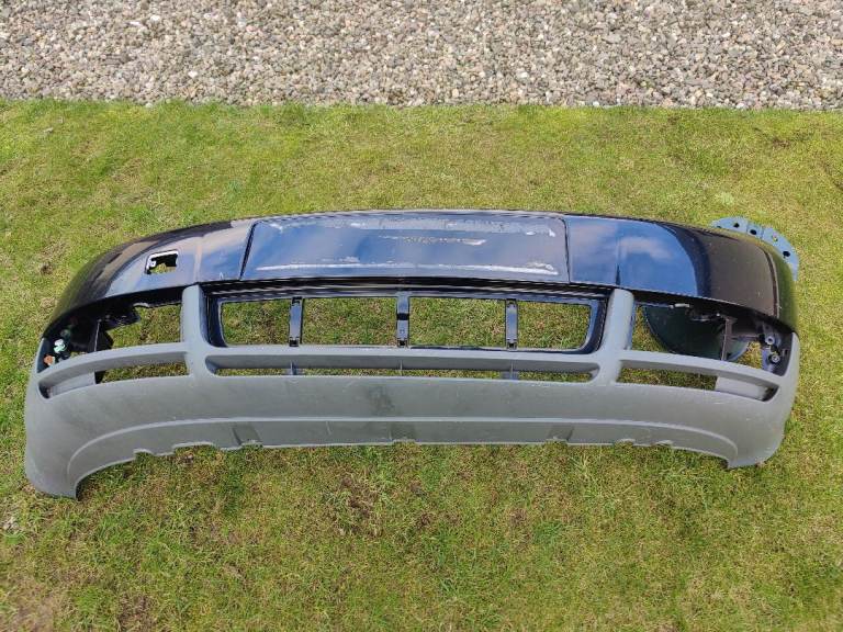 Audi A4 SE 2002 Front Bumper Cover. 