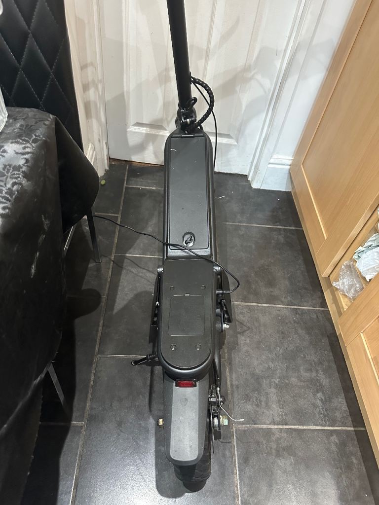 Electric Scooter  - Good Condition, Ready to Ride