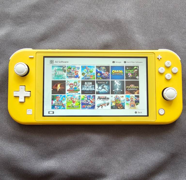 Nintendo Switch Lite (Special with 50 games) 512GB
