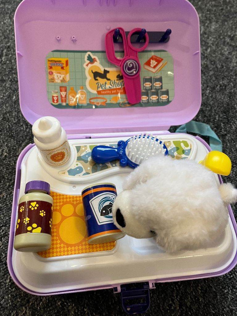 Pet Shop Vet Play Set with Plush Dog Toy