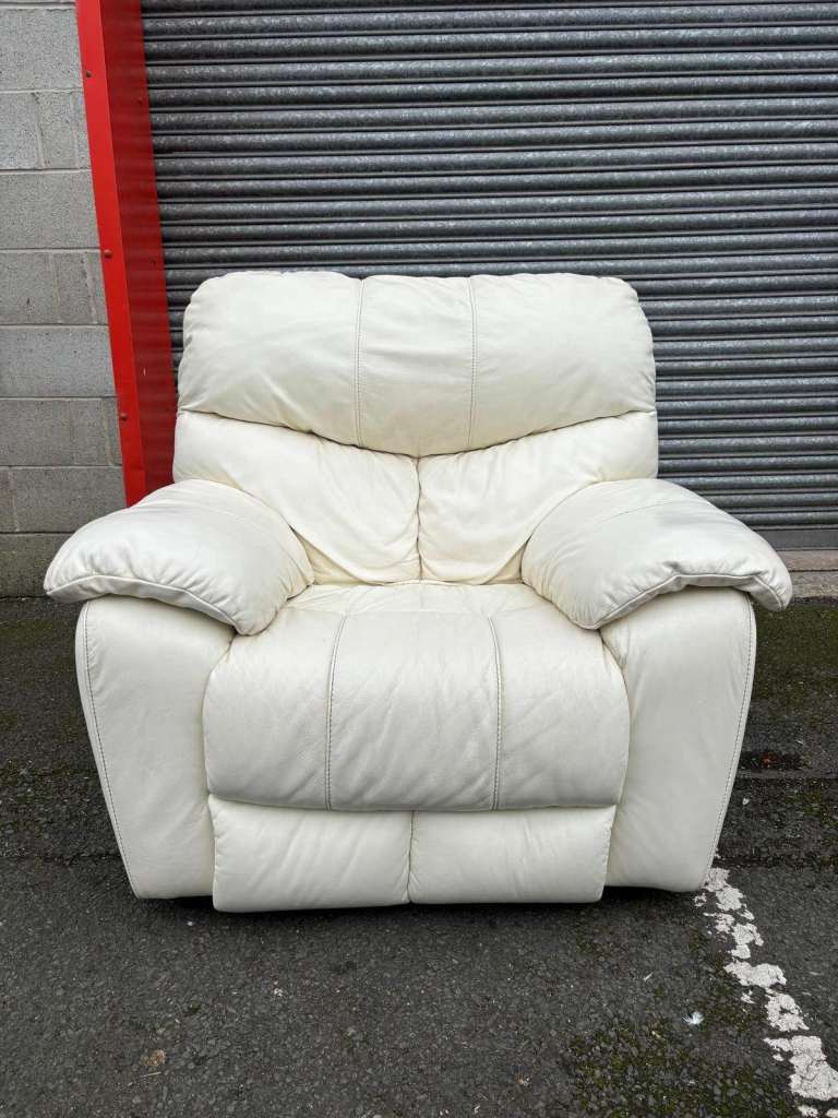 White Leather Chair 