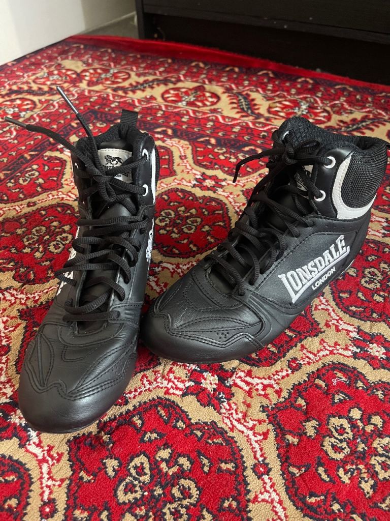 Lonsdale Boxing Boots Size 5 (EU 38) – Black, Excellent Condition