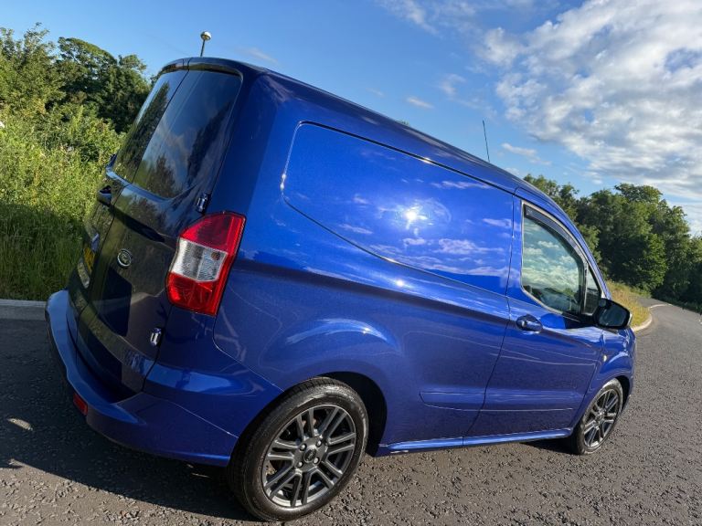 FORD COURIER SPORT 1.5