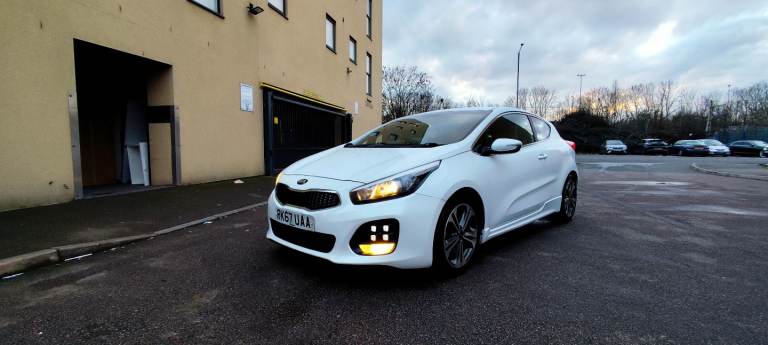 Kia, PRO CEED, 2017, Manual, 998 (cc)