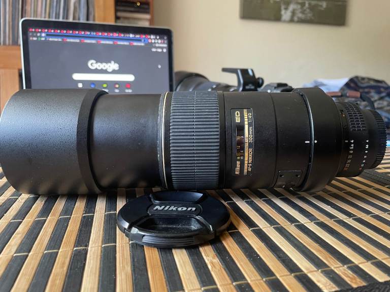 NIKON AF-S NIKKOR ED 300mm f/4D IF Lens Made in JAPAN