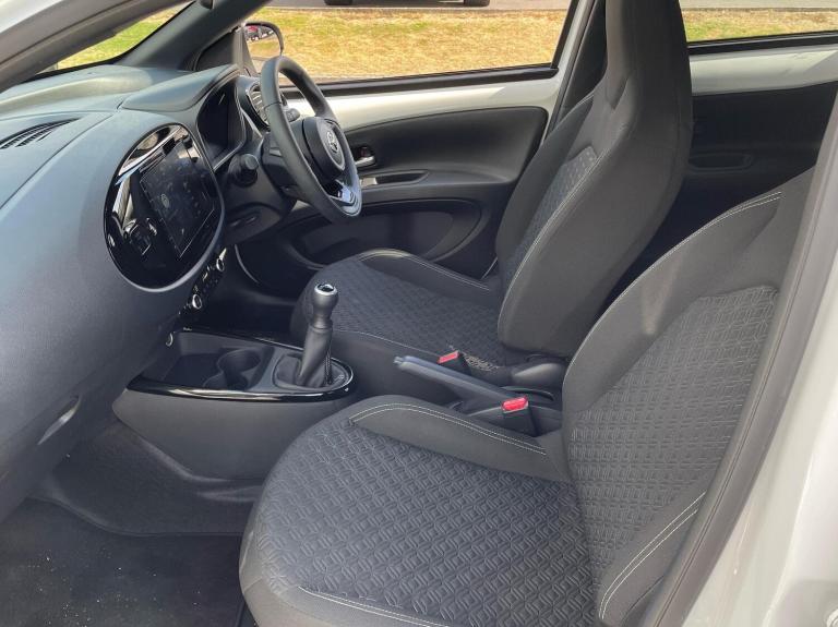 2025 Toyota Aygo X 1.0 VVT-i Edge 5dr HATCHBACK PETROL Manual