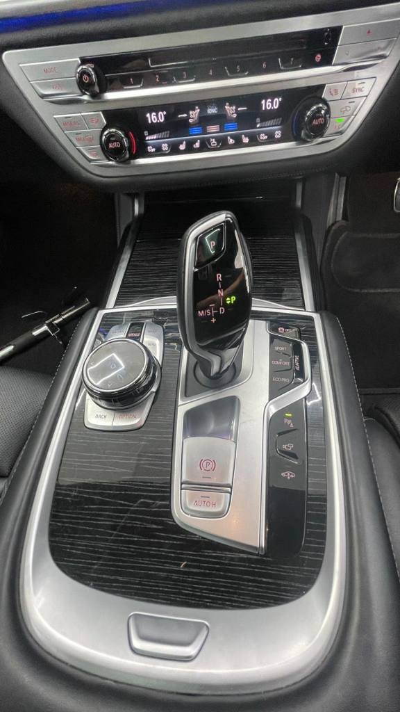 BMW 7 SERIES 3.0 730Ld M Sport Saloon 2022