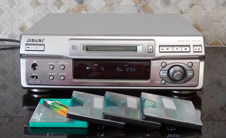 SONY MDS-S40 MINIDISC PLAYER-RECORDER 