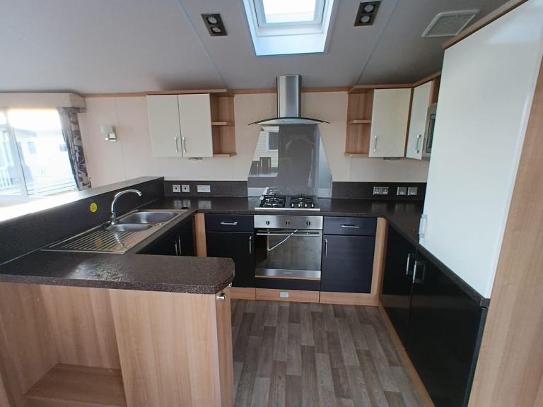 Sited 3 bed static caravan for sale, North Wales. FREE 2026 SITE FEES