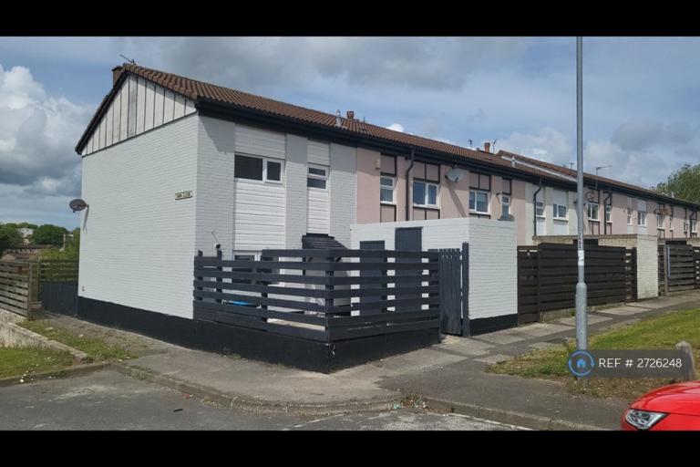 2 bedroom house in Tarn Close, Peterlee, SR8 (2 bed) (#2726248)