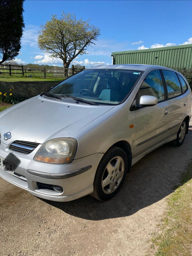 Nissan, ALMERA TINO, Hatchback, 2001, Manual, 2184 (cc), 5 doors