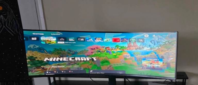 Samsung Odyssey G9 49"