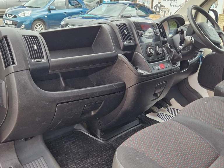 2019 Citroen Relay 2.2 BlueHDi Dropside 165ps CHASSIS CAB DIESEL Manual