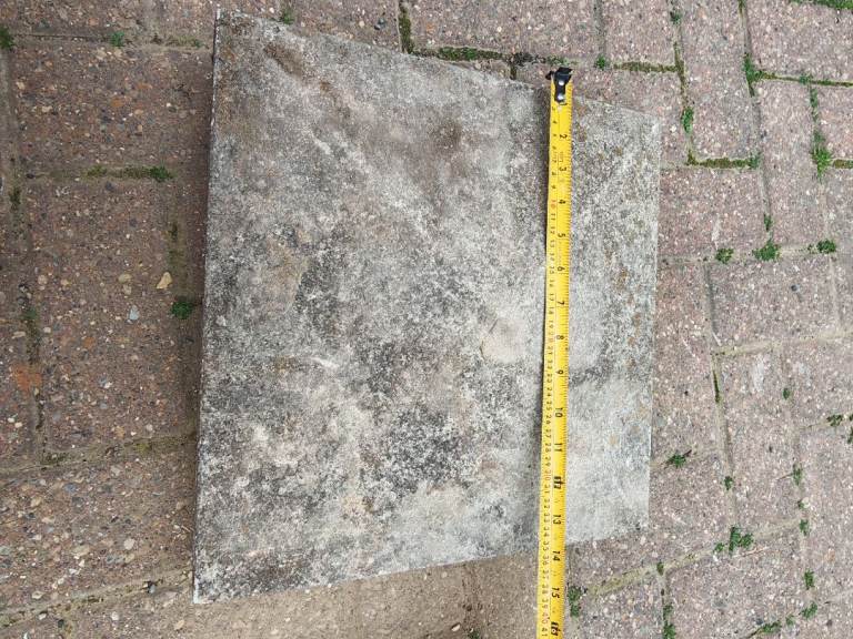 Concrete pier cap, used size 37.5 x 37.5 cm