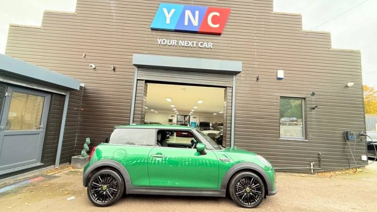 2021 MINI Electric Hatch Cooper SE 32.6kWh Level 2 Auto 3dr Hatchback ELECTRIC Automatic