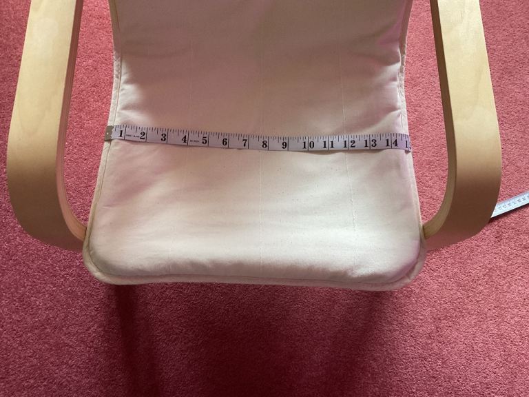 Child’s chair in perfect condition washable covers excellent condition can deliver 