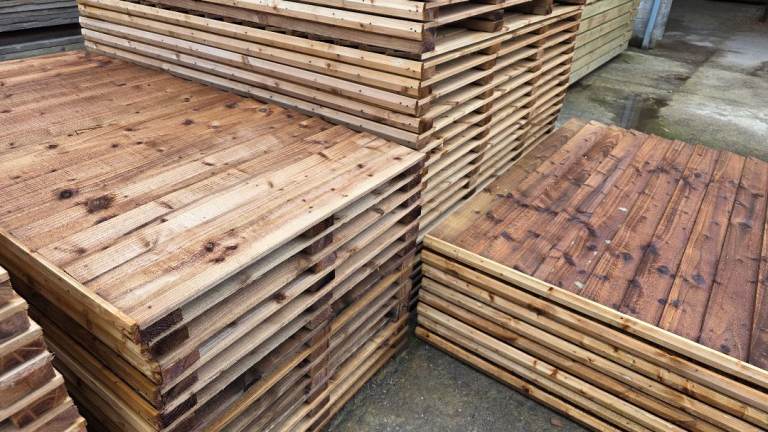 🌟 Heavy Duty Feather Edge Fencing Panels. Pressure Treated Brown. Made With 75 x 32mm Back Batons