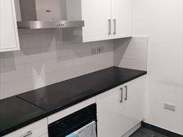 [BILLS INCLUDED] 1 Bedroom Flat with Own Modern Kitchen & Bathroom