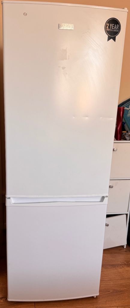 Fridge freezer 