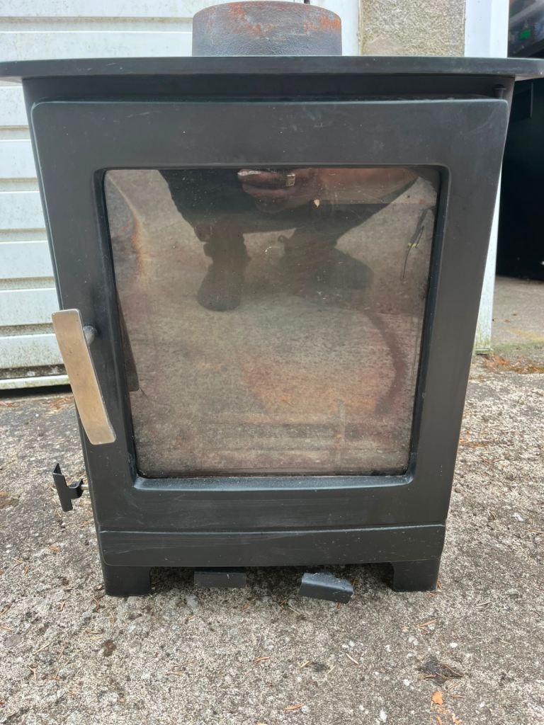 Log burner 