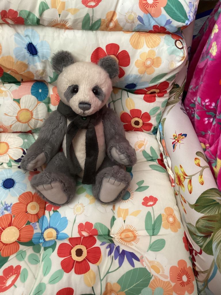 Charlie Bears Iggy