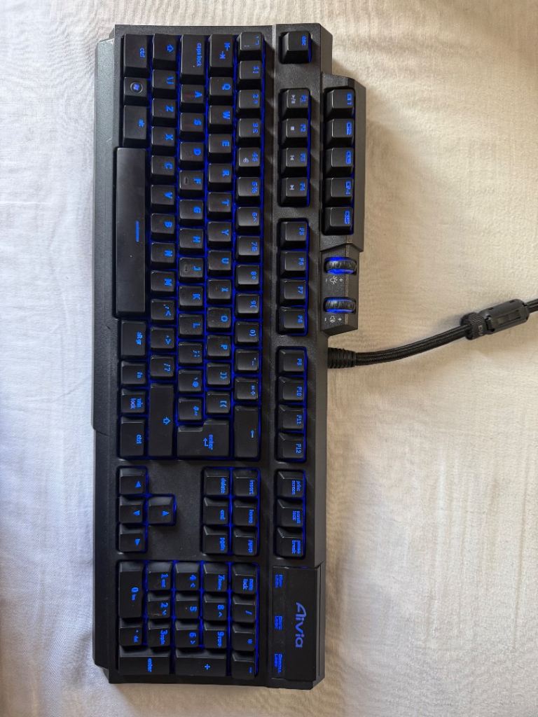 GIGABYTE Aivia Osmium Mechanical Gaming Keyboard - Excellent Condition