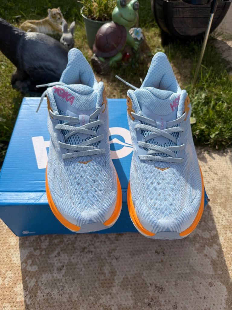 Hoka Clifton 9 Running Shoes UK 8 Men's Light Blue/Orange - NEW