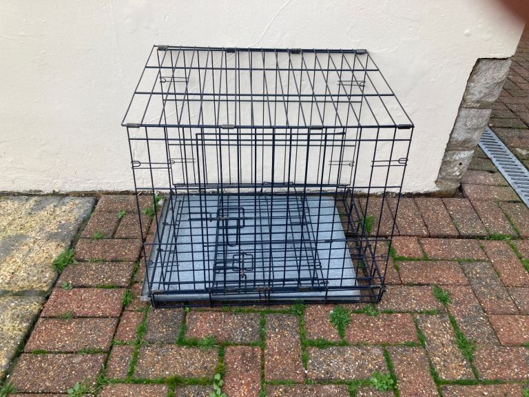 Dog crate