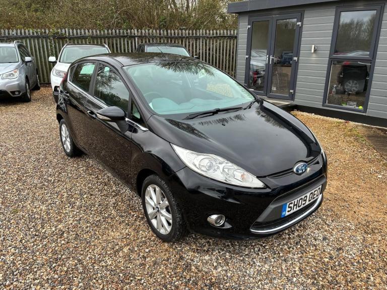 2009 Ford Fiesta 1.4 Zetec 5dr HATCHBACK Petrol Manual
