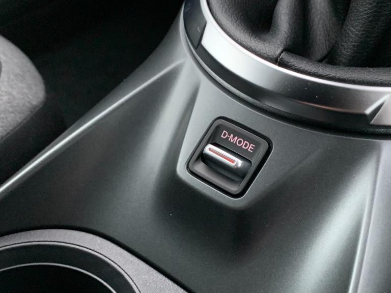 2025 Nissan Juke 1.0 DiG-T N-Connecta 5dr HATCHBACK PETROL Manual